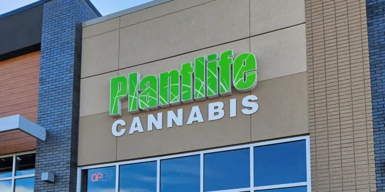Plantlife Cannabis Dispensary Recreational Delivery Cannabis Dispensary Alberta, Canada Plantlife-SouthCommon-Hero