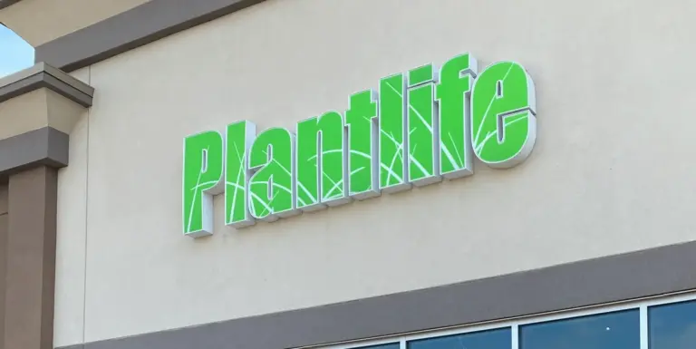Plantlife Cannabis Dispensary Recreational Delivery Cannabis Dispensary Alberta, Canada Plantlife-Wainwright-Hero